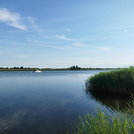 Apartamenty Wislany Przekop Гданск Екстериор снимка